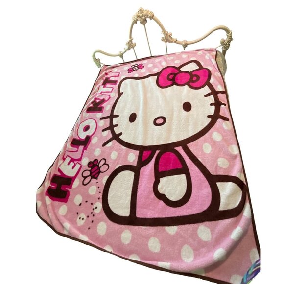 Hello Kitty Pink Polka Dots Fleece Blanket By‎ Sanrio - Picture 1 of 5